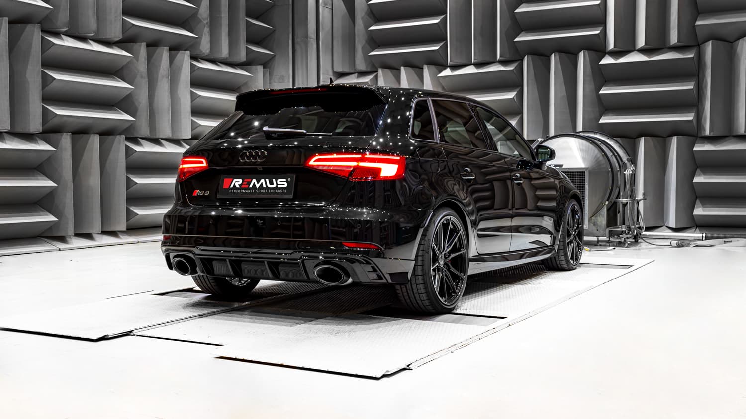 AUDI RS3 SPORTBACK - REMUS DUPLEX SPORTAUSPUFF ANLAGE AB OPF – Bild 2