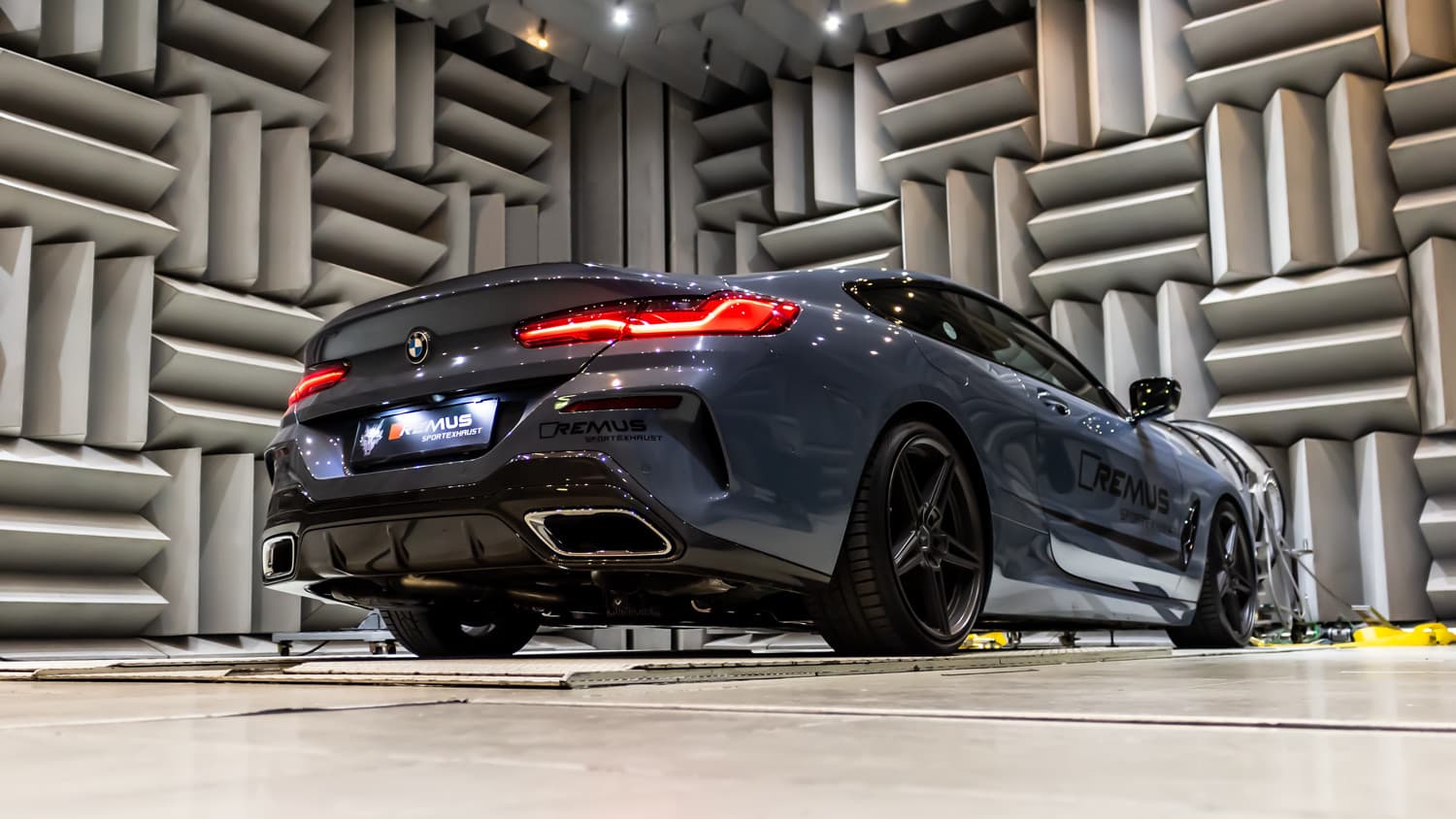 BMW M850iX - REMUS AXLE-BACK DUPLEX SPORTAUSPUFF – Bild 2