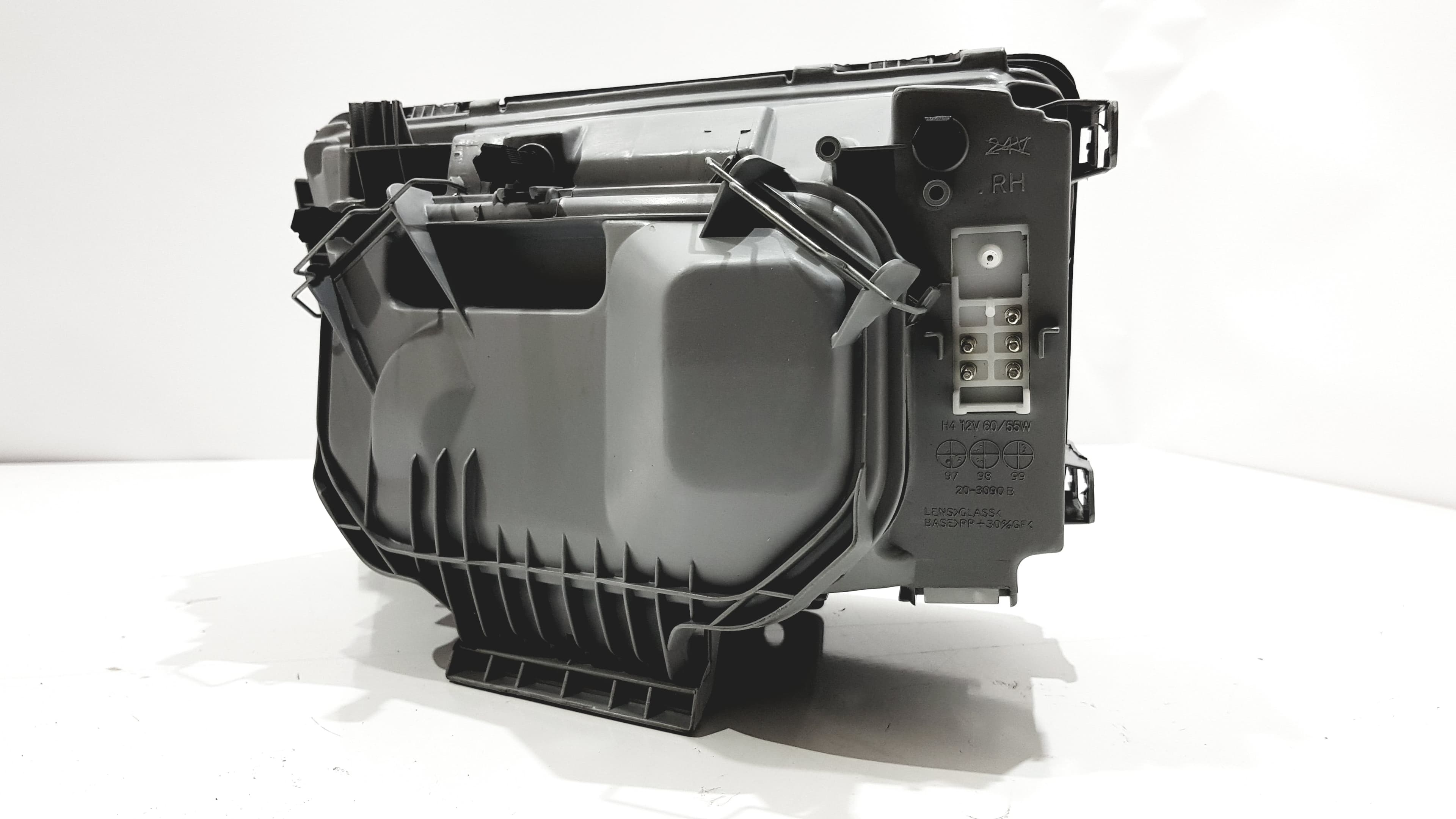 MERCEDES E-KLASSE - SCHEINWERFER (R) – Bild 3
