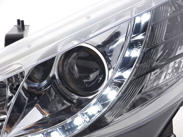 PEUGEOT 207 - TAGFAHRLICHT SCHEINWERFER – Bild 3