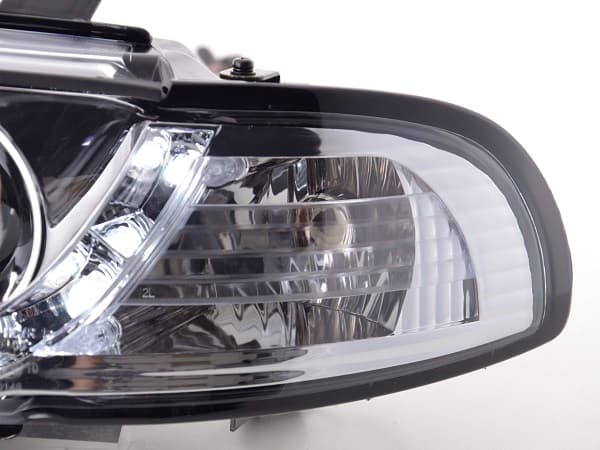 AUDI A4 - TAGFAHRLICHT SCHEINWERFER – Bild 3