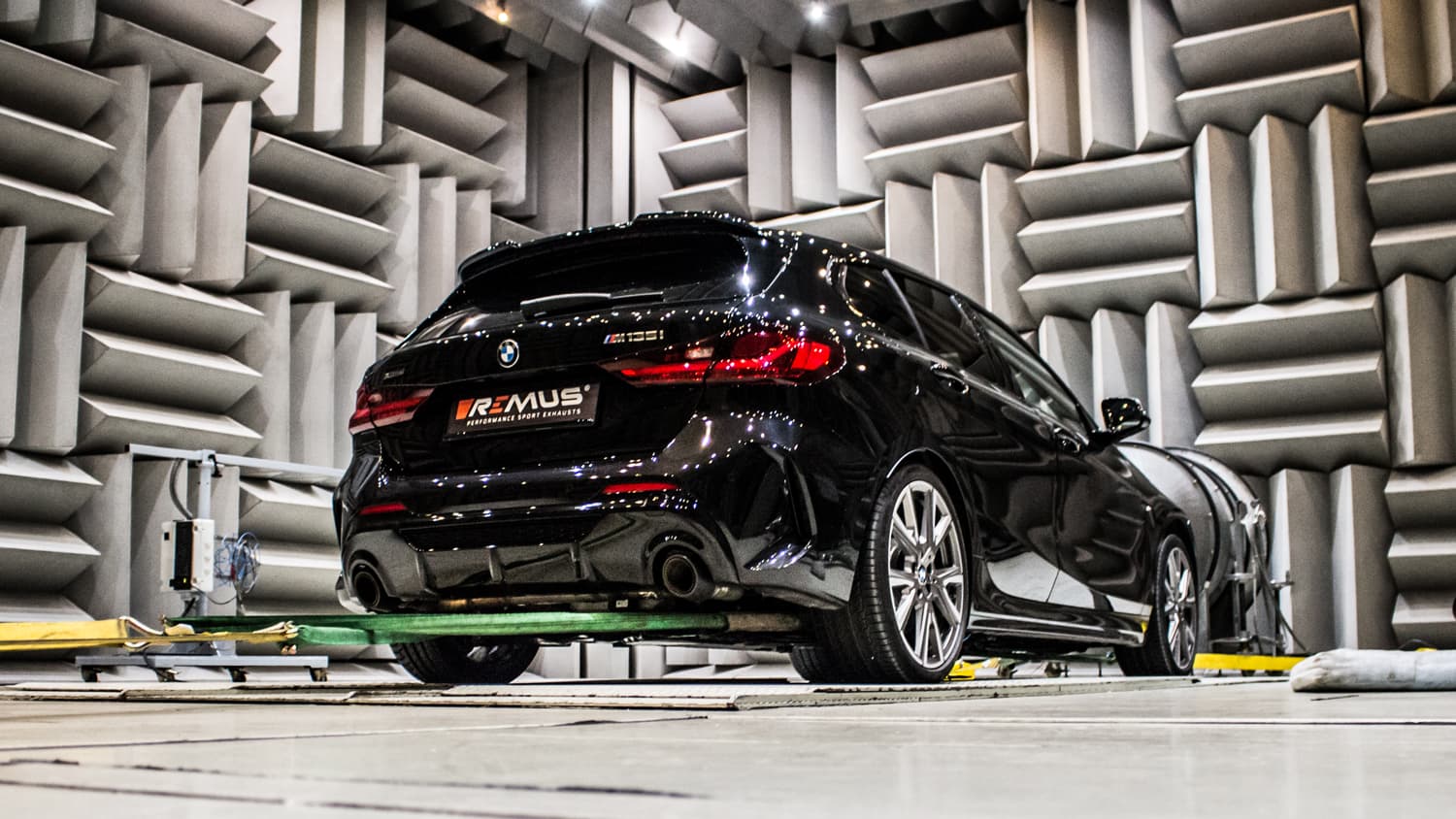 BMW M135i xDrive - REMUS DUPLEX SPORT AUSPUFF ANLAGE – Bild 3