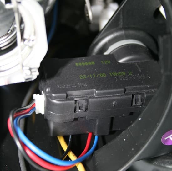 VW JETTA 5 - SCHEINWERFER ANGEL EYES – Bild 3