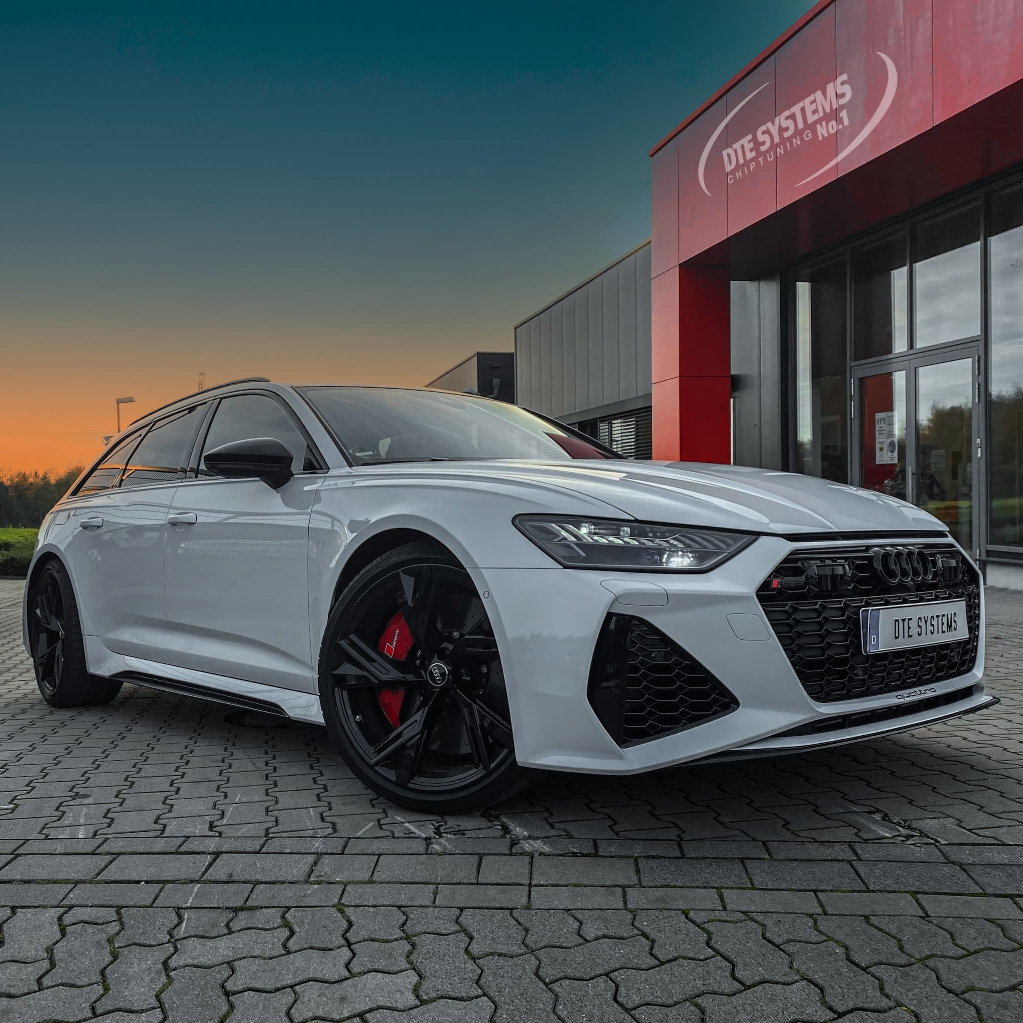 AUDI RS6 QUATTRO - POWERCONTROL RX+ – Bild 4