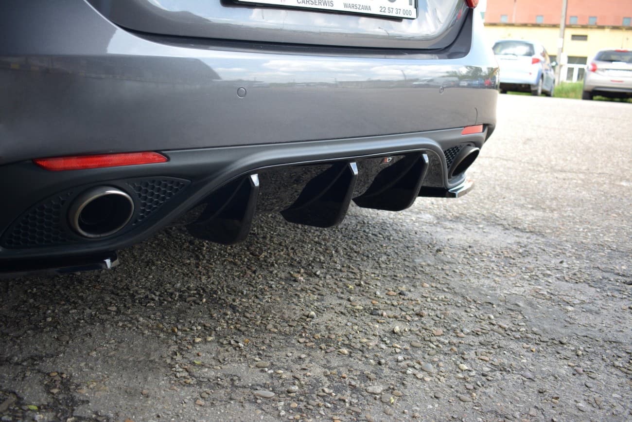 ALFA ROMEO GIULIA - MAXTON DESIGN HECK DIFFUSOR ANSATZ – Bild 2