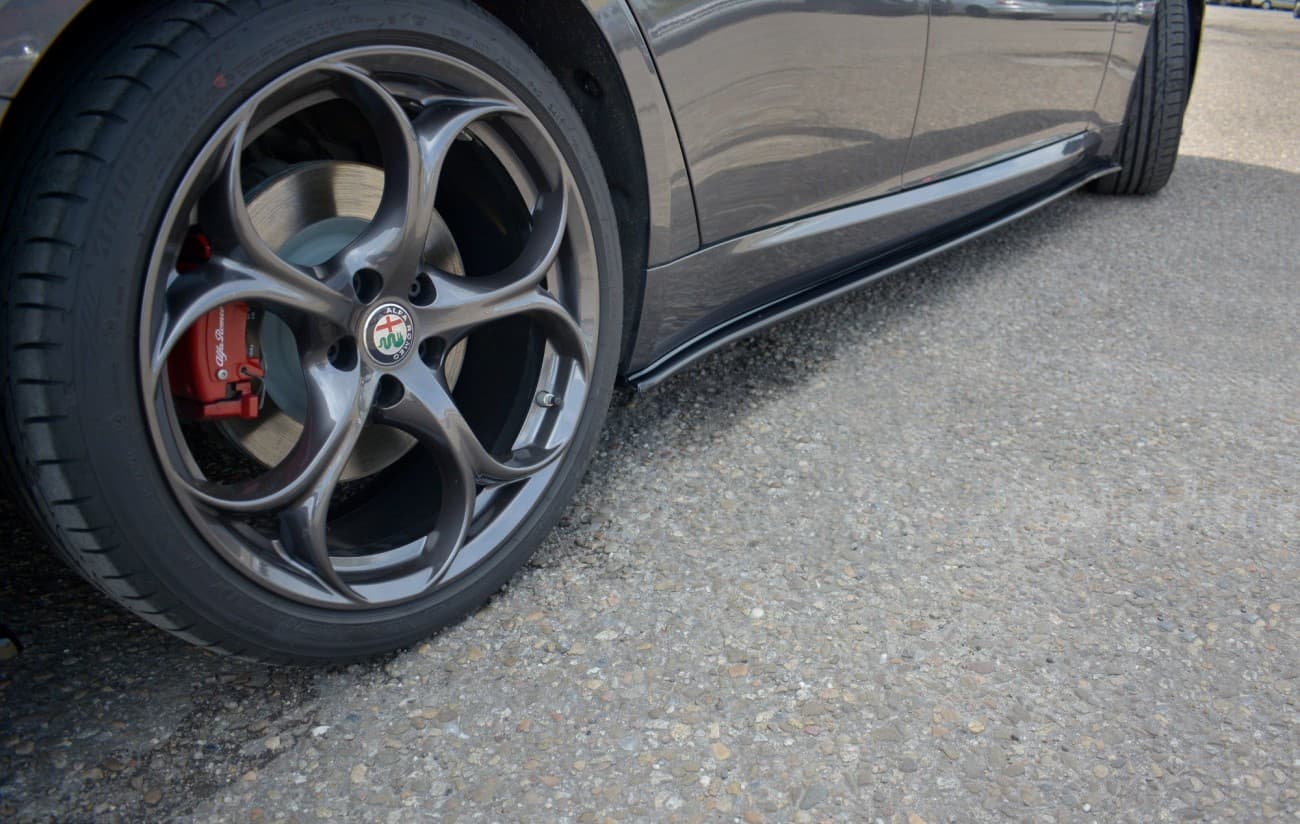 ALFA ROMEO GIULIA - MAXTON DESIGN SEITENSCHWELLER CUP LEISTEN – Bild 2