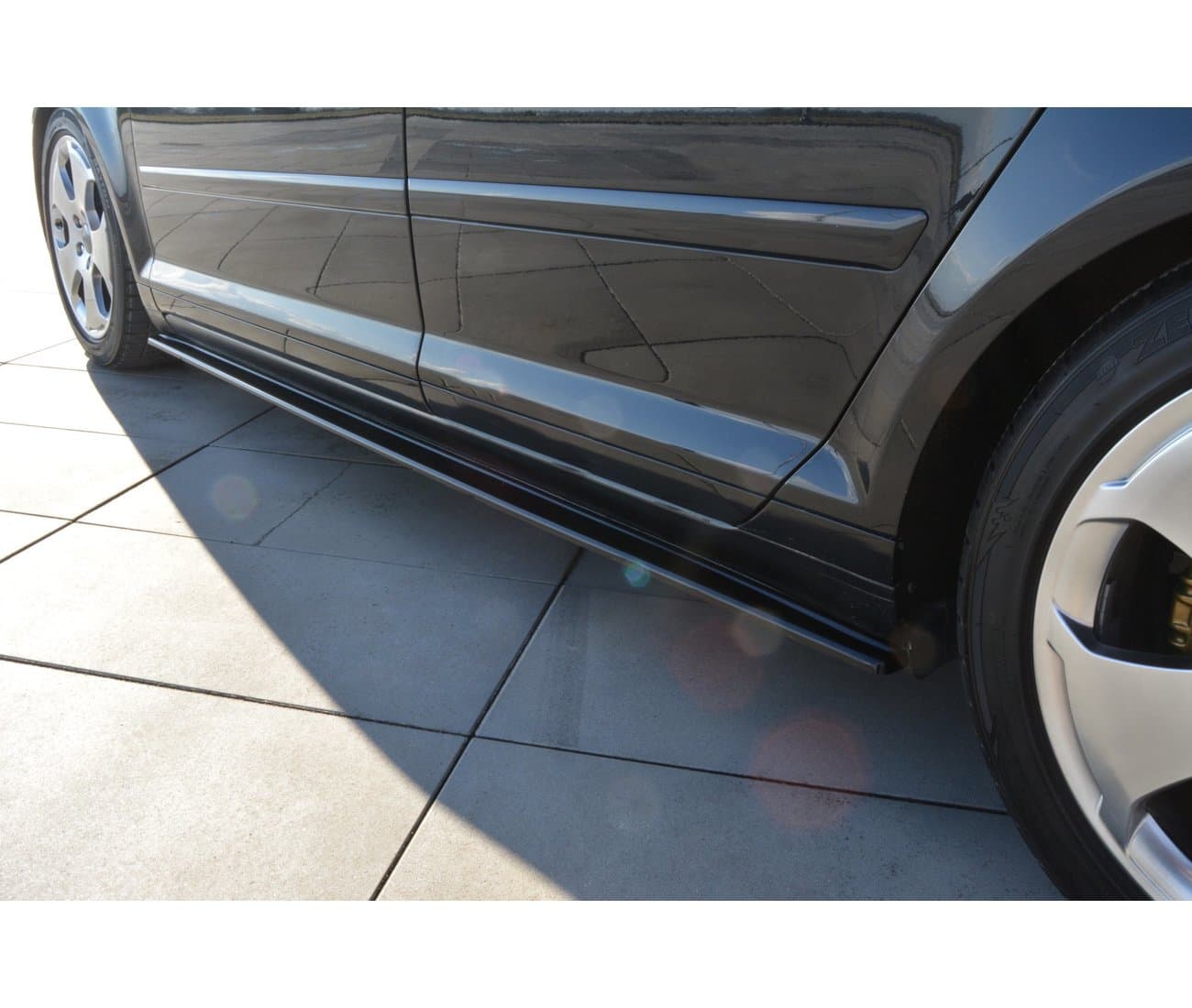 AUDI A3 - MAXTON DESIGN SEITENSCHWELLER ANSATZ