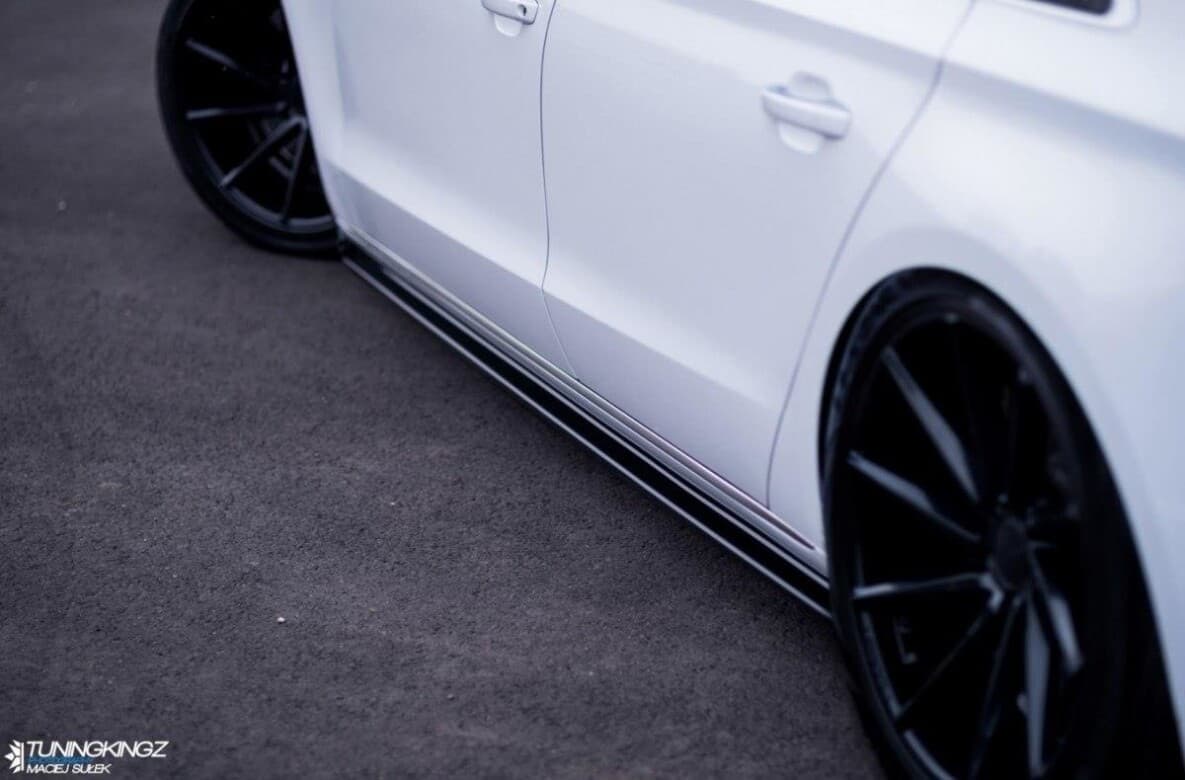 AUDI A8 - MAXTON DESIGN SEITENSCHWELLER ANSATZ CUP LEISTEN – Bild 3