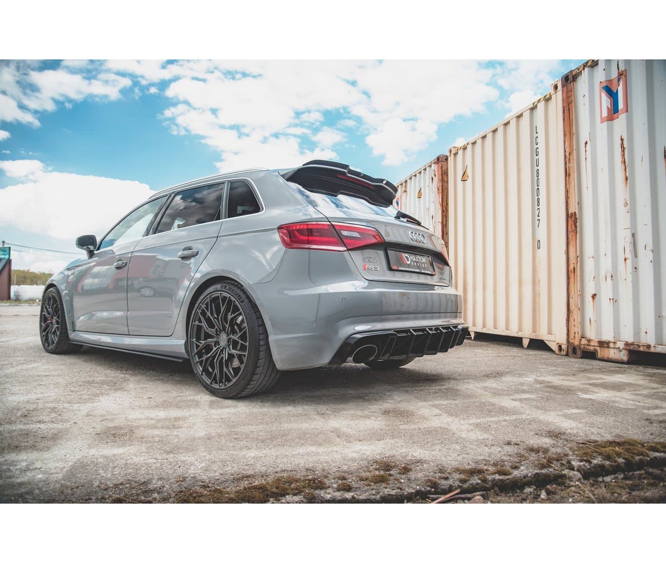 AUDI RS3 - MAXTON DESIGN HECK DIFFUSOR – Bild 4