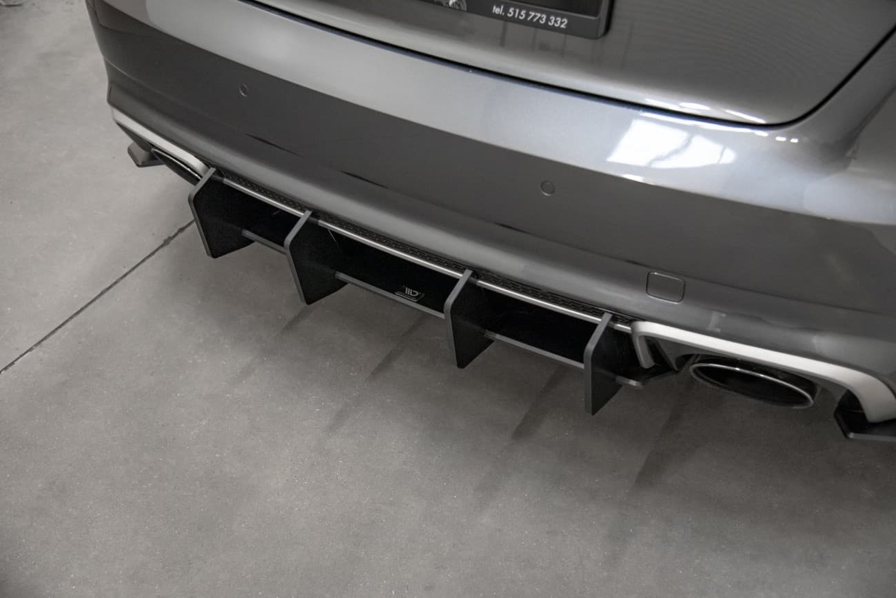 AUDI RS3 - MAXTON DESIGN RACING HECK DIFFUSOR ANSATZ ADD-ON – Bild 4