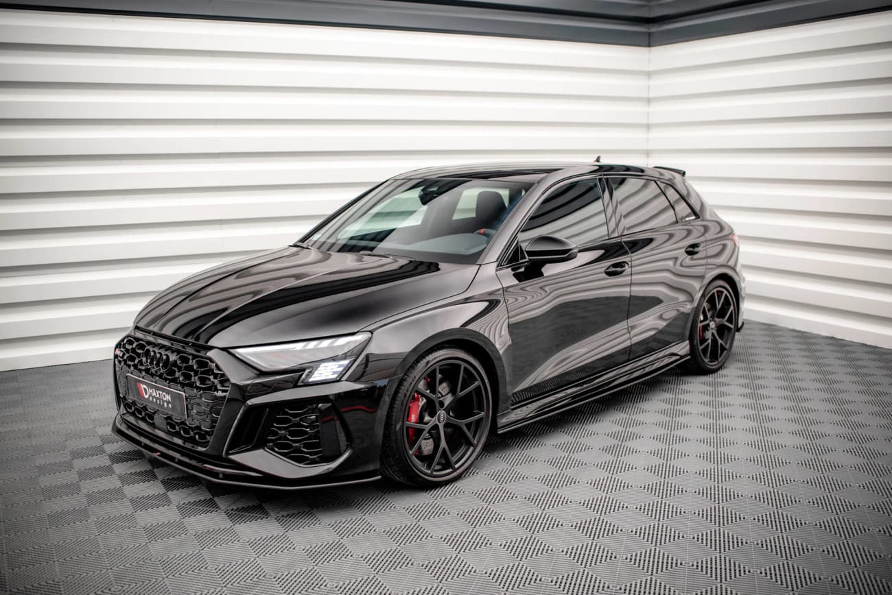 AUDI RS3 - MAXTON DESIGN STREET PRO SEITENSCHWELLER ANSATZ CUP LEISTEN – Bild 3