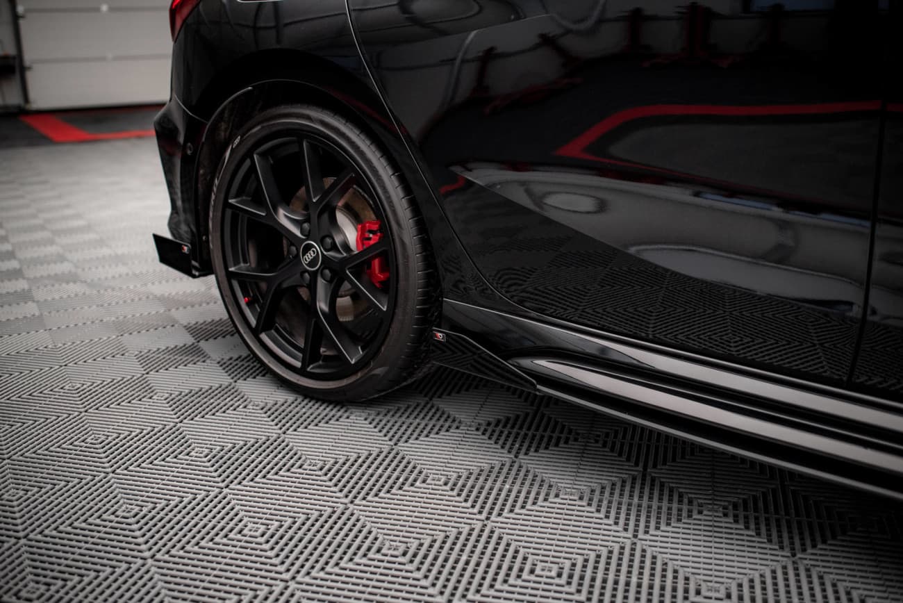 AUDI RS3 - MAXTON DESIGN SEITENSCHWELLER ANSATZ CUP LEISTEN FLAPS – Bild 3