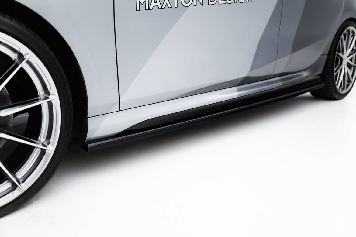 BMW M135i - MAXTON DESIGN SEITENSCHWELLER ANSATZ CUP LEISTEN V.1 – Bild 3