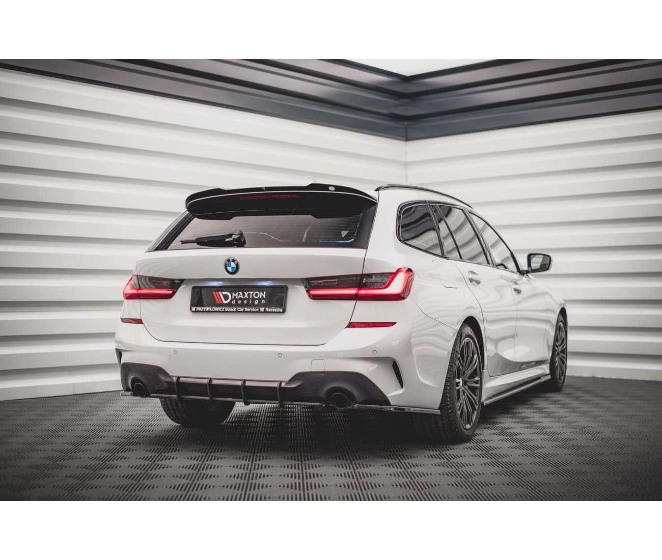 BMW M3 - MAXTON DESIGN DACHSPOILER LIPPE / ABRISSKANTE – Bild 5