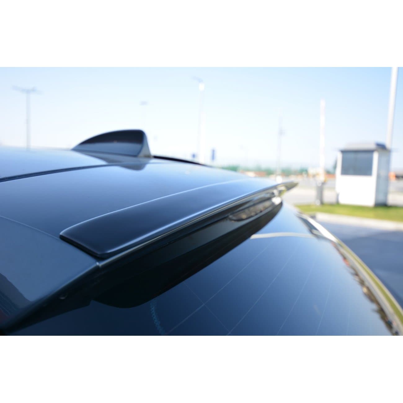 BMW E61 - MAXTON DESIGN DACHSPOILER LIPPE ABRISSKANTE – Bild 3
