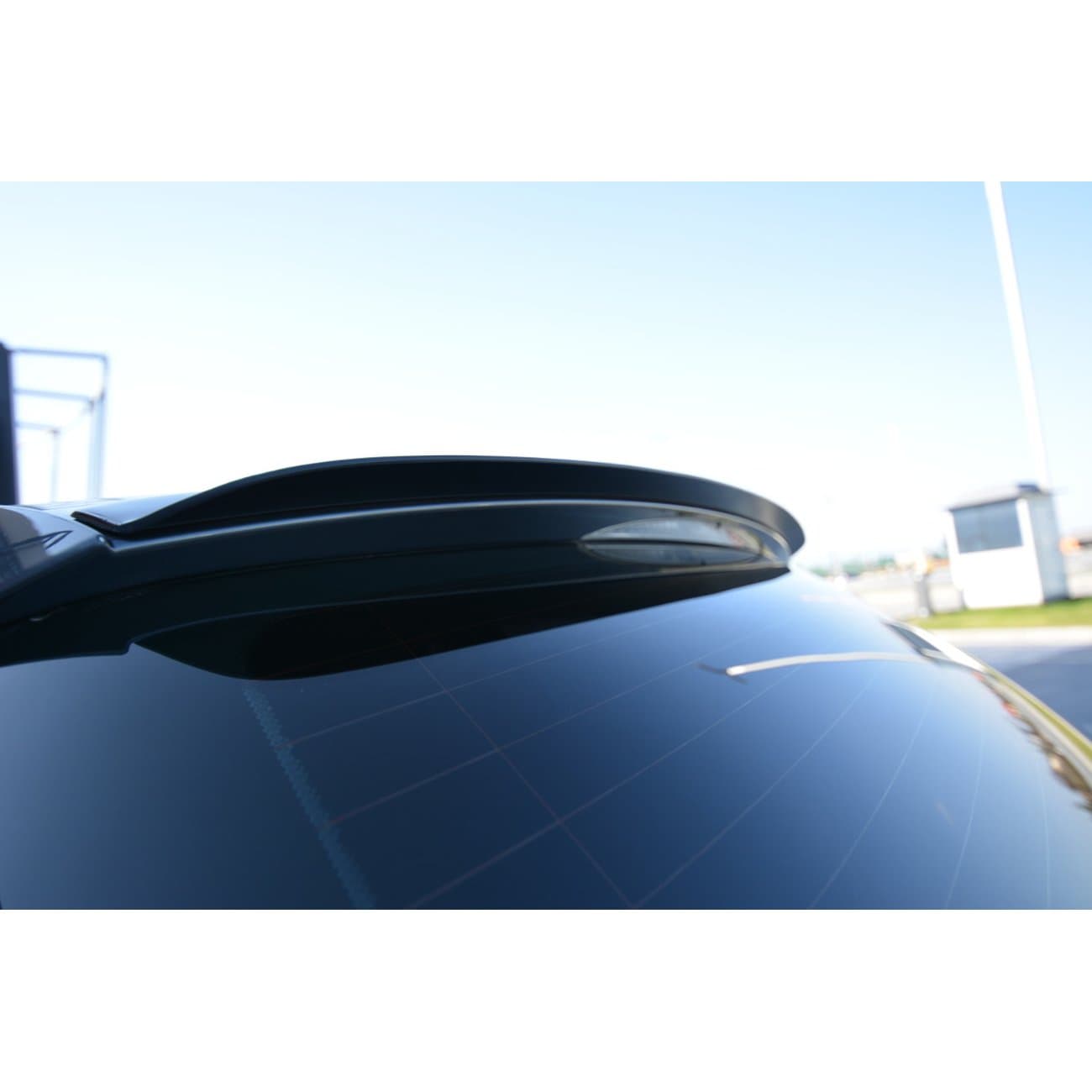BMW E61 - MAXTON DESIGN DACHSPOILER LIPPE ABRISSKANTE – Bild 4