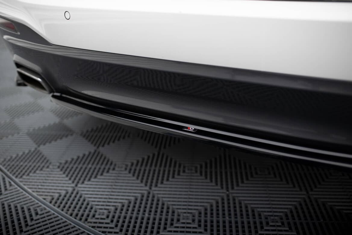BMW G30 - MAXTON DESIGN HECK ANSATZ MID CUP DIFFUSOR – Bild 3