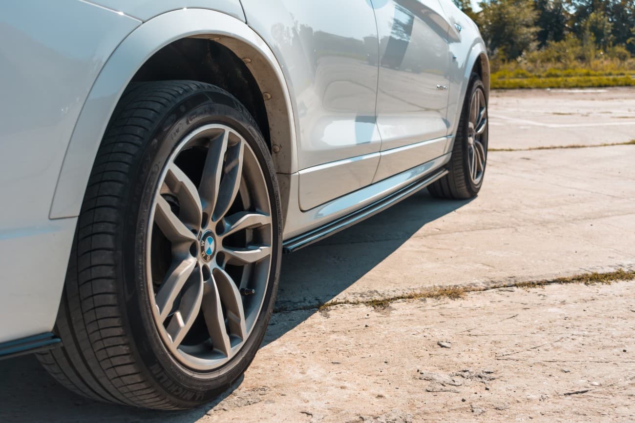 BMW X3 LCI - MAXTON DESIGN SEITENSCHWELLER ANSATZ CUP LEISTEN – Bild 2