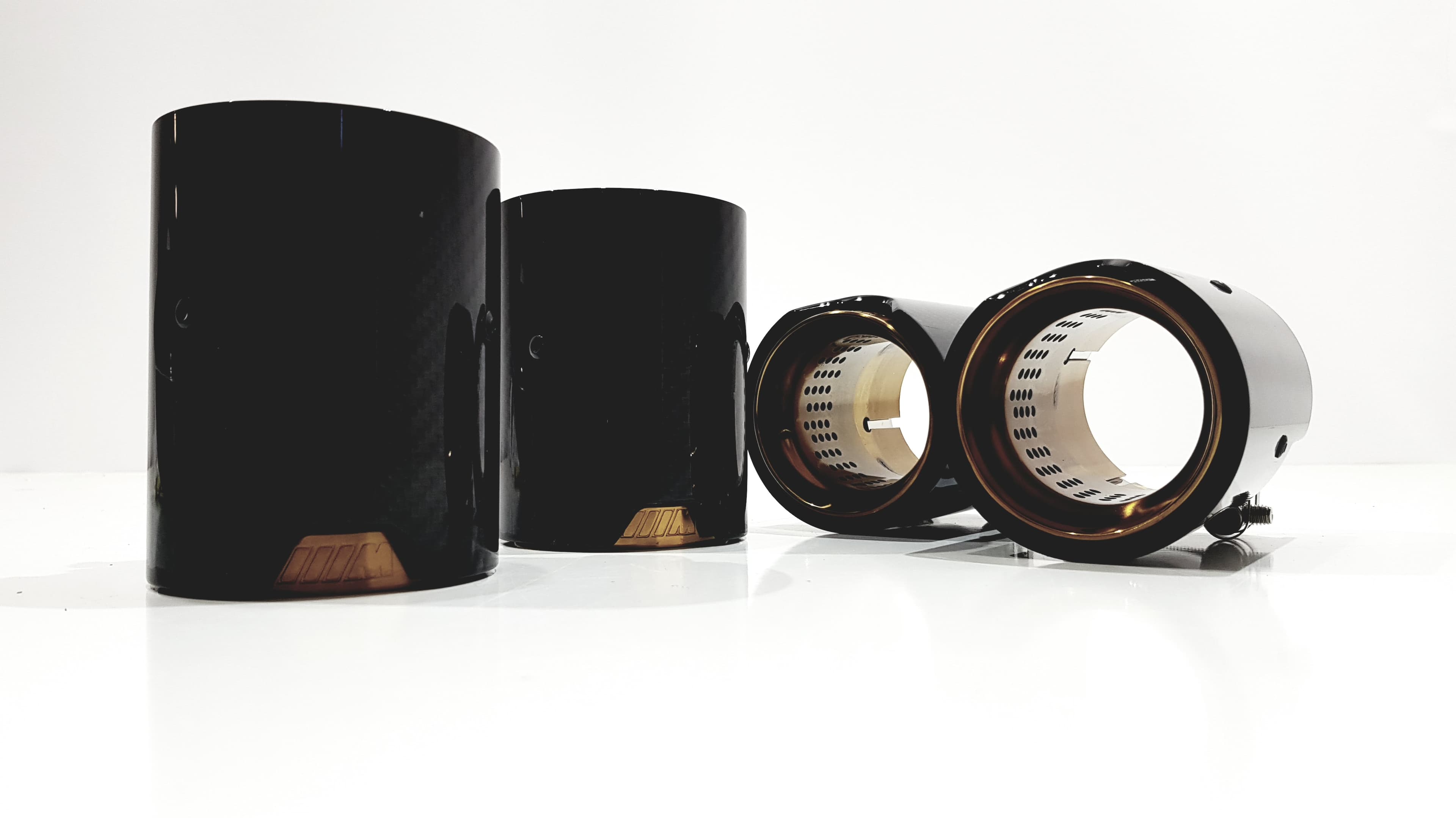 BMW M PERFORMANCE OPTIK ENDROHRBLENDEN CARBON GOLD V.3 – Bild 2
