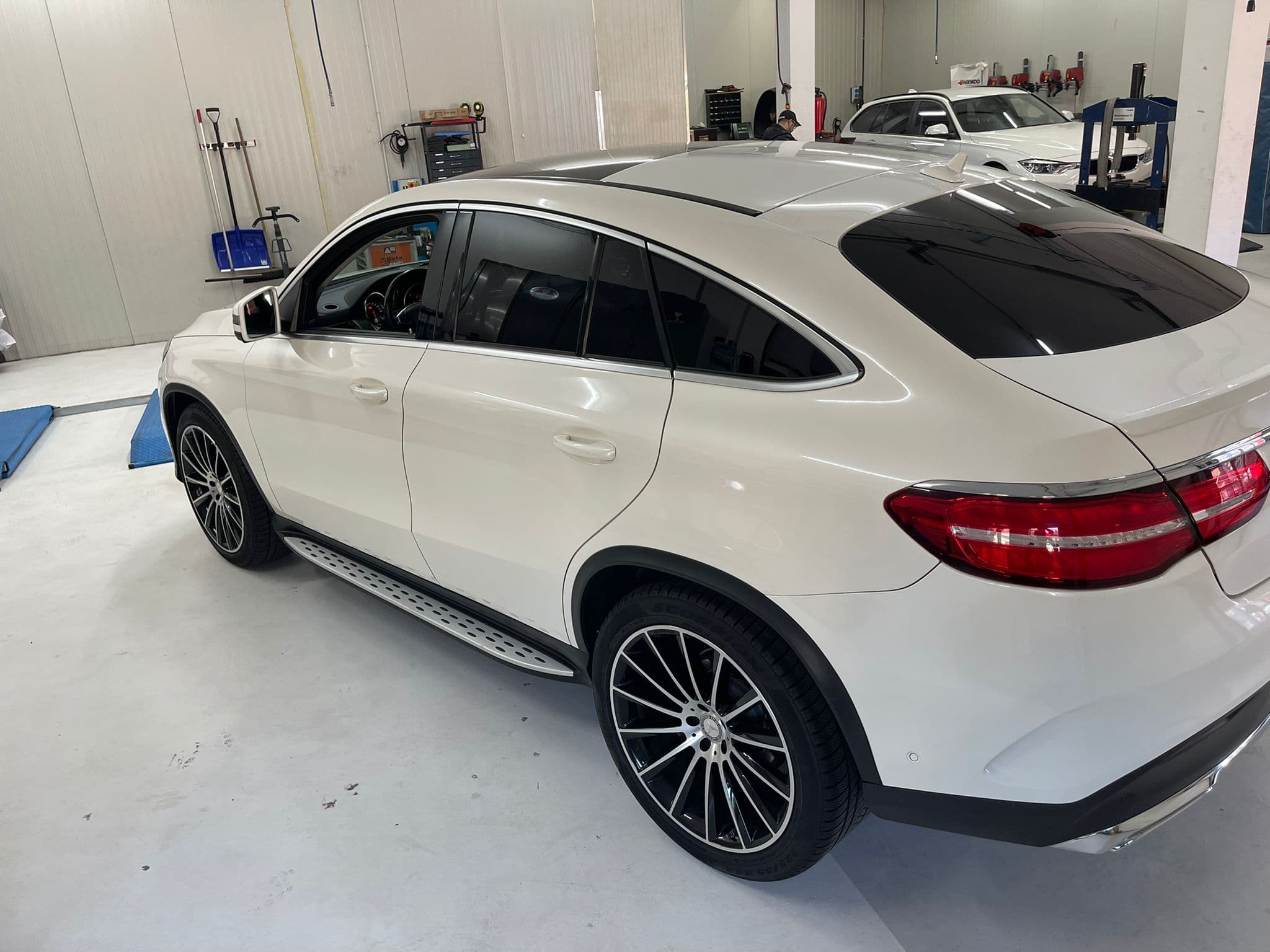 MERCEDES GLE COUPE - SCHWELLER TRITTBRETTER – Bild 5