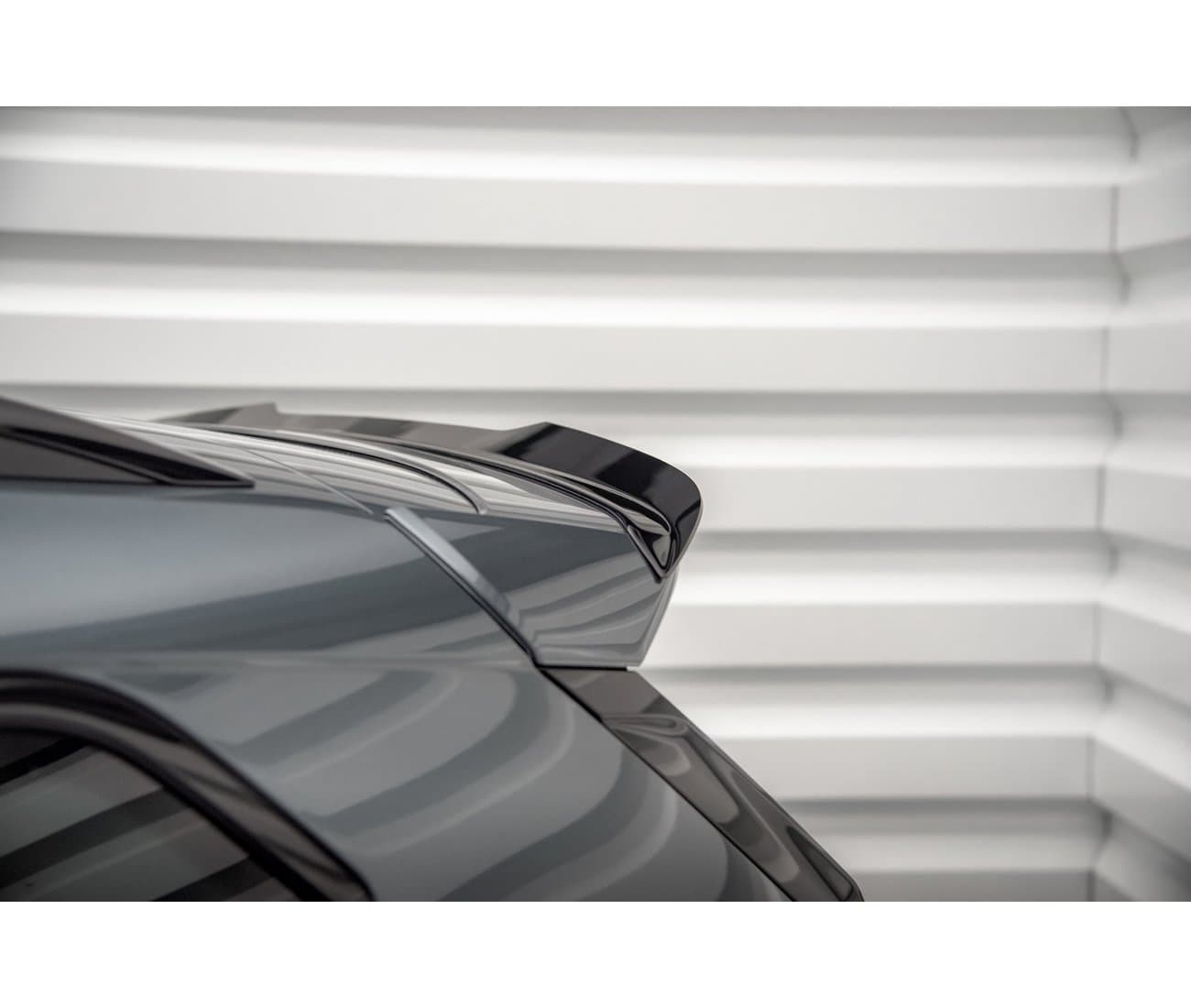 SEAT ATECA CUPRA - MAXTON DESIGN DACHSPOILER LIPPE ABRISSKANTE – Bild 5