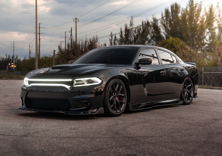 DODGE CHARGER - SPORT GRILL MIT WELCOME LIGHT FUNKTION – Bild 2