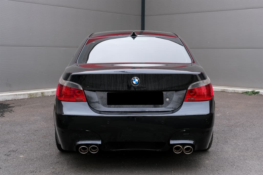 BMW E60 - HECK DUPLEX STOSSSTANGE M5 OPTIK (PDC) V.3 – Bild 3