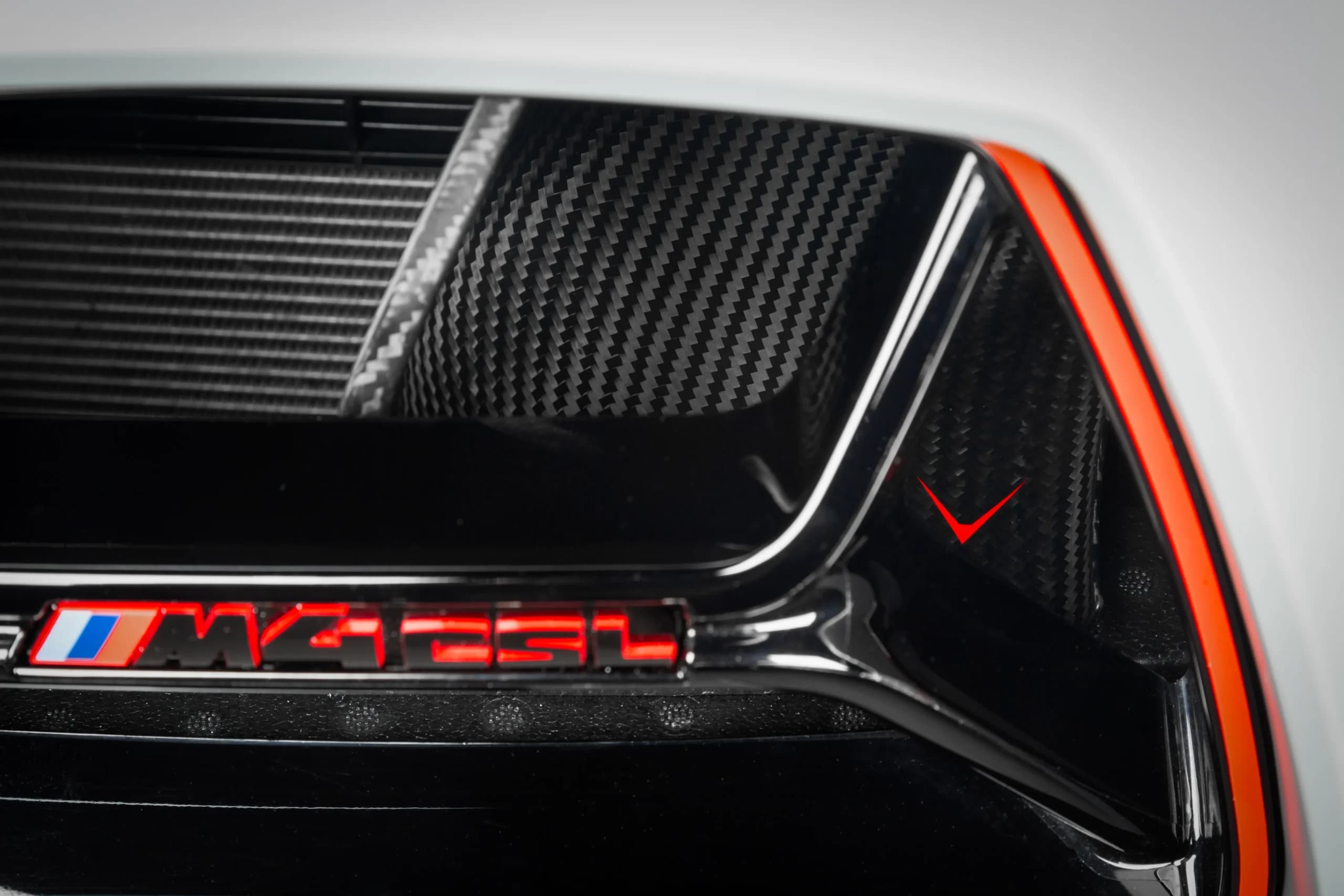 BMW M3 & COMPETITION - EVENTURI CARBON SCOOPS SCHWARZ MATT FINISH – Bild 5