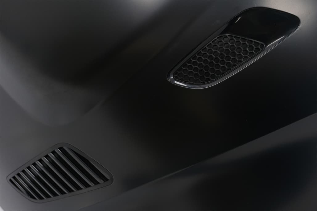 BMW F36 GRAN COUPE - M4 GTS OPTIK MOTORHAUBE – Bild 3