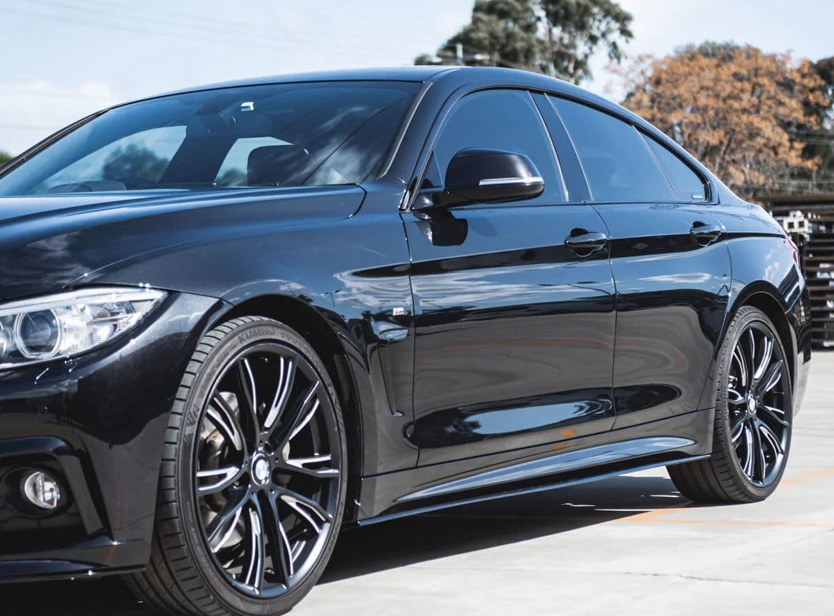 BMW F36 GRAN COUPE - SEITENSCHWELLER ANSATZ CUP LEISTEN – Bild 2