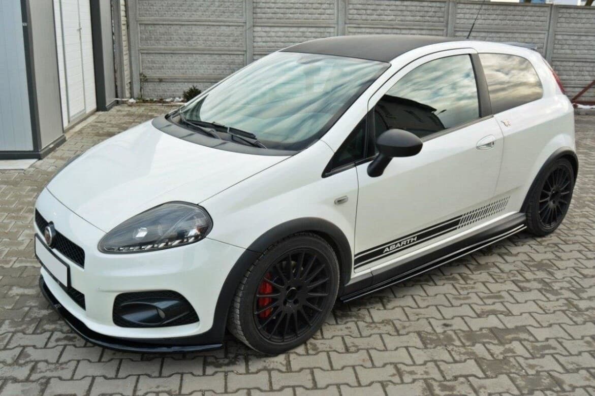 FIAT GRANDE PUNTO ABARTH - MAXTON DESIGN SEITENSCHWELLER ANSATZ – Bild 3
