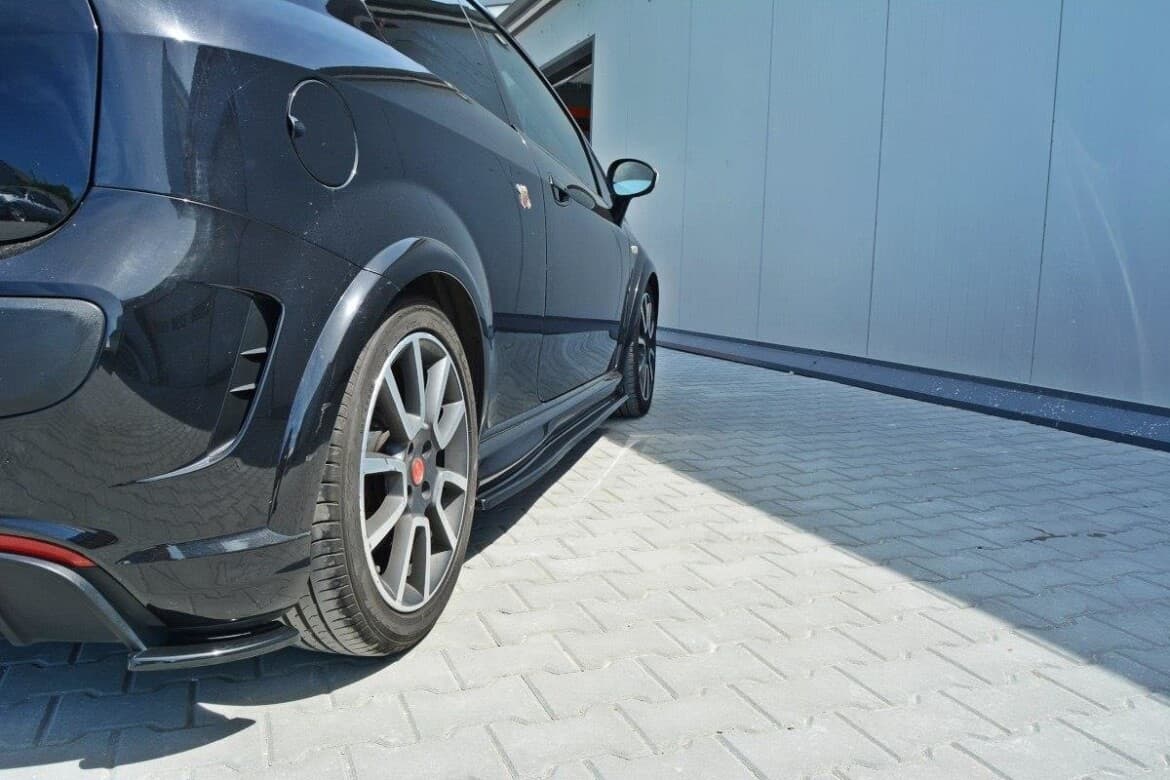 FIAT PUNTO EVO ABARTH - MAXTON DESIGN SEITENSCHWELLER ANSATZ – Bild 3