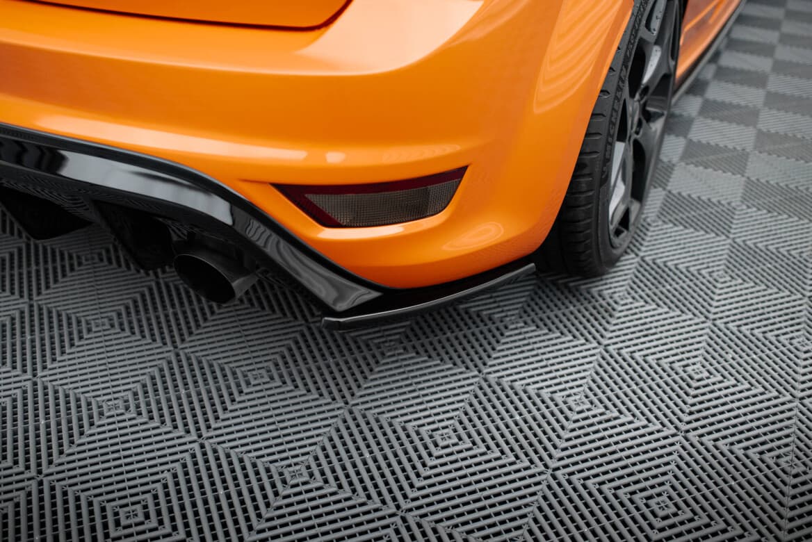 FORD FOCUS ST FACELIFT - MAXTON DESIGN HECK ANSATZ SIDE FLAPS V.2 – Bild 2