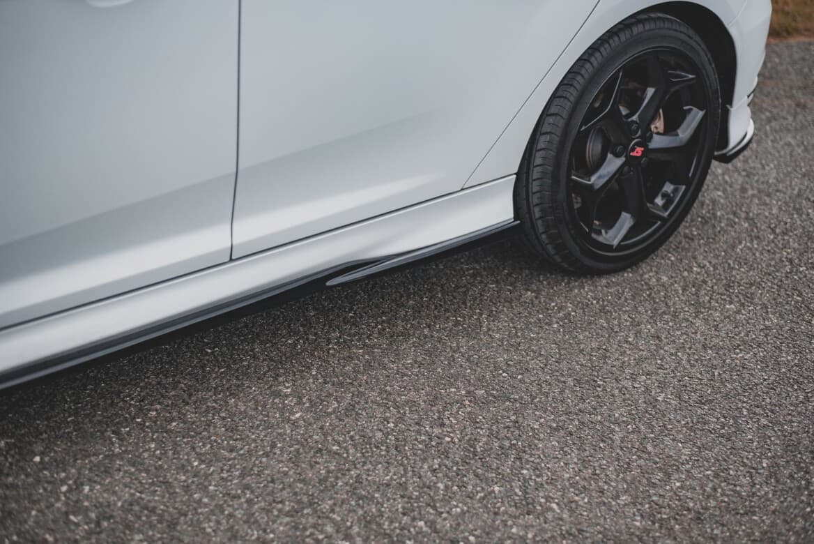 FORD FOCUS ST - MAXTON DESIGN SEITENSCHWELLER CUP LEISTEN V.2 – Bild 3