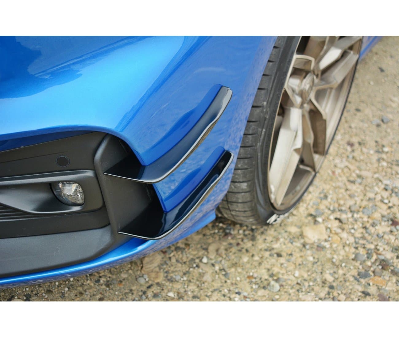 FORD FOCUS ST - MAXTON DESIGN FRONT FLAPS WINGS CANARDS – Bild 3