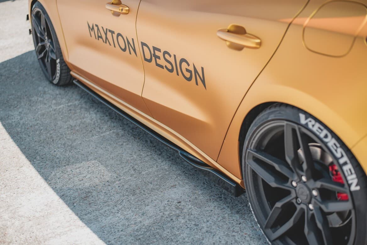 FORD FOCUS ST-LINE - MAXTON DESIGN SEITENSCHWELLER ANSATZ CUP LEISTEN V.4 – Bild 2