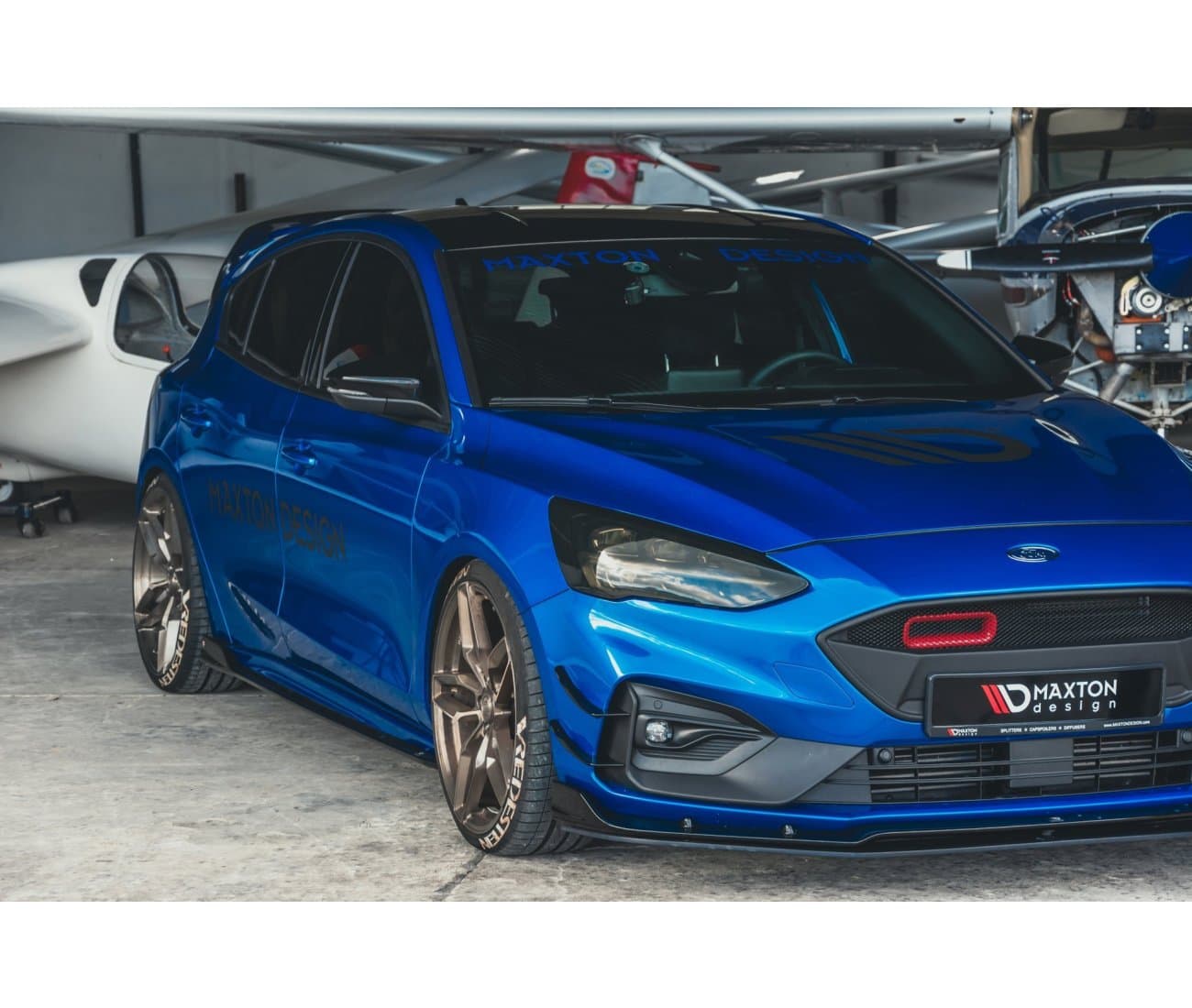 FORD FOCUS ST-LINE - MAXTON DESIGN SEITENSCHWELLER ANSATZ CUP LEISTEN – Bild 3