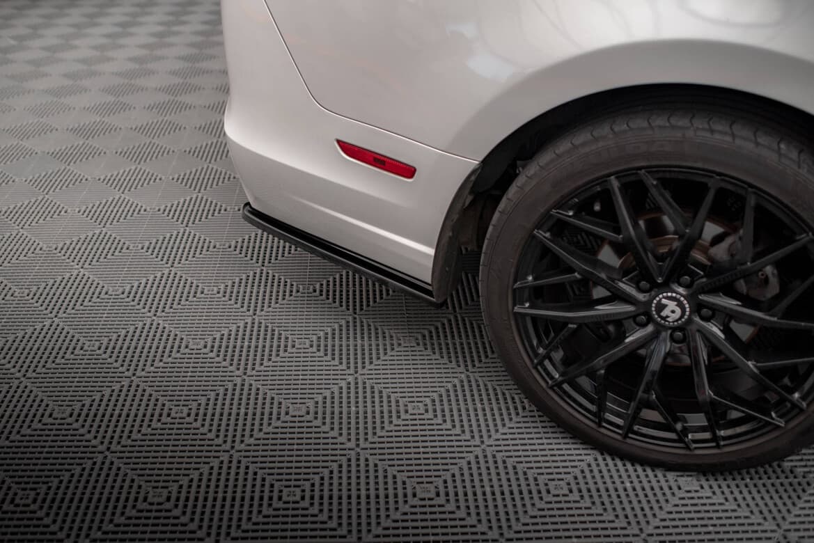 FORD MUSTANG 5 - MAXTON DESIGN HECK ANSATZ SIDE FLAPS – Bild 3