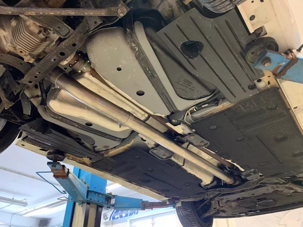 FORD FOCUS RS - FOX VERBINDUNGSROHR Ø 76MM – Fox