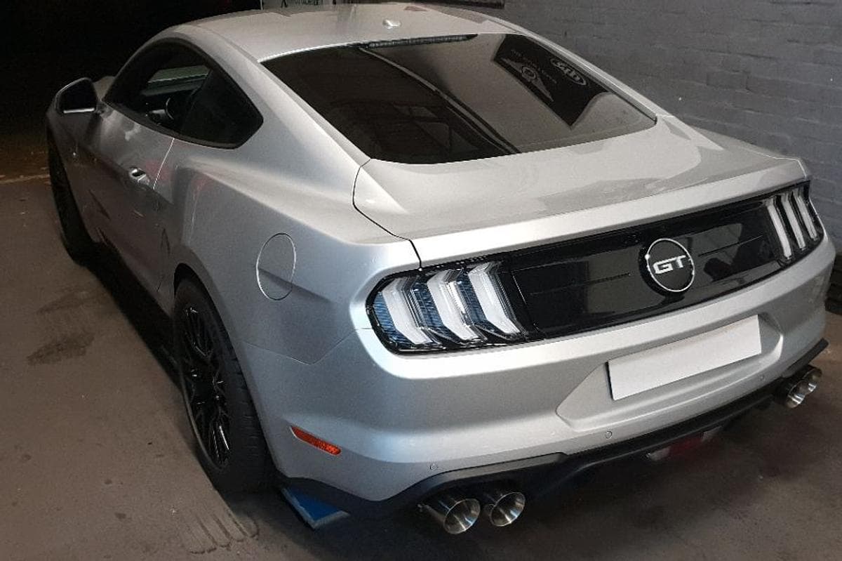 FORD MUSTANG GRAIL ENDROHR SCHWARZ – Bild 2