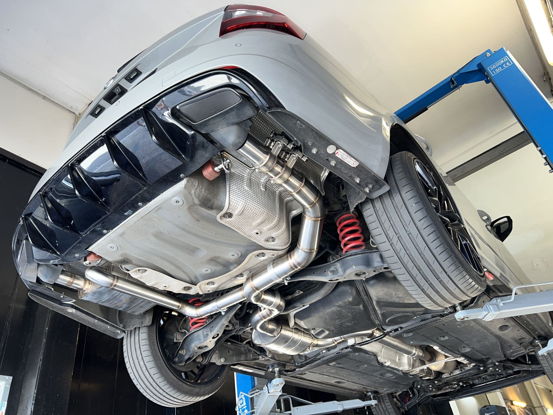 SKODA OCTAVIA RS 245 - HURRICANE DUPLEX SPORTAUSPUFF ANLAGE AB OPF – Bild 4