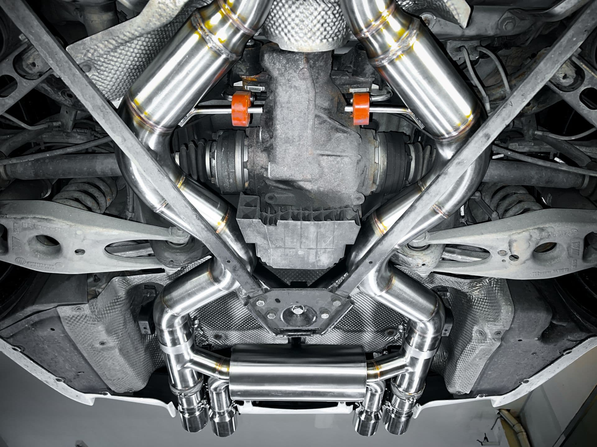 BMW M3 - HURRICANE DUPLEX SPORTAUSPUFF ANLAGE Ø 89MM – Bild 4