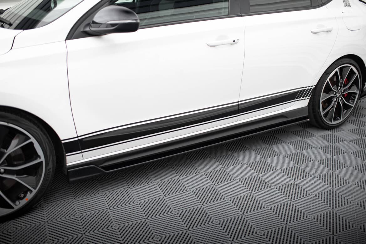 HYUNDAI I30 N - MAXTON DESIGN SEITENSCHWELLER ANSATZ CUP LEISTEN V.4 – Bild 2