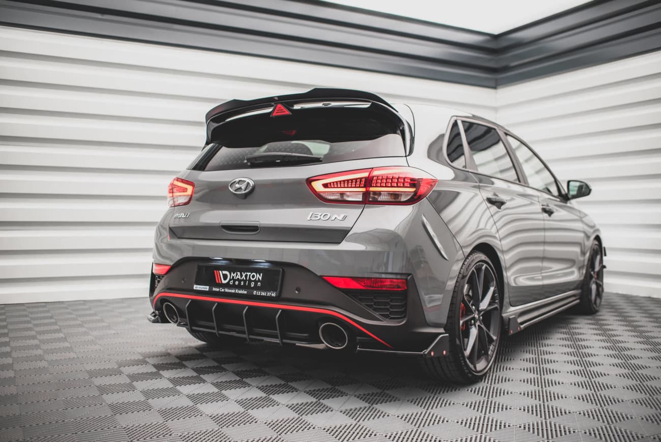 HYUNDAI I30 N FACELIFT - MAXTON DESIGN STREET PRO HECK DIFFUSOR ANSATZ – Bild 3