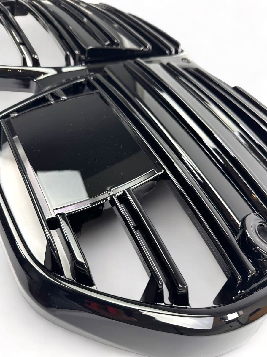 BMW i4 G26i GRAN COUPE - SPORT KÜHLERGRILL GLANZ SCHWARZ V.1 – Bild 4