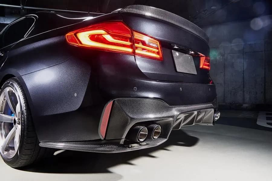 BMW M5 F90 - JC SPORTLINE CARBON HECK DIFFUSOR
