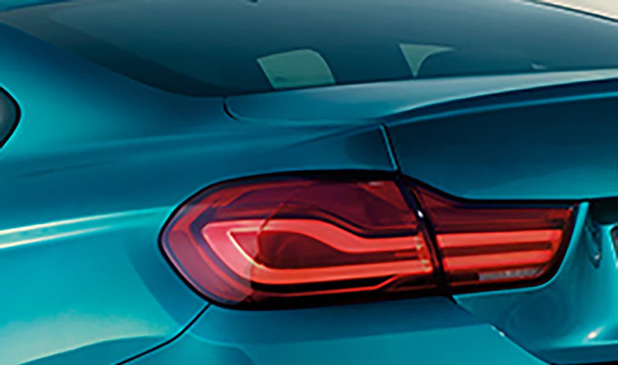BMW M4 - LCI LIGHTBAR RÜCKLEUCHTEN