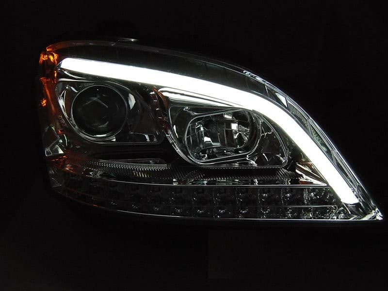 MERCEDES ML -03.2008 - LED SCHEINWERFER (DYNAMIC) – Bild 2