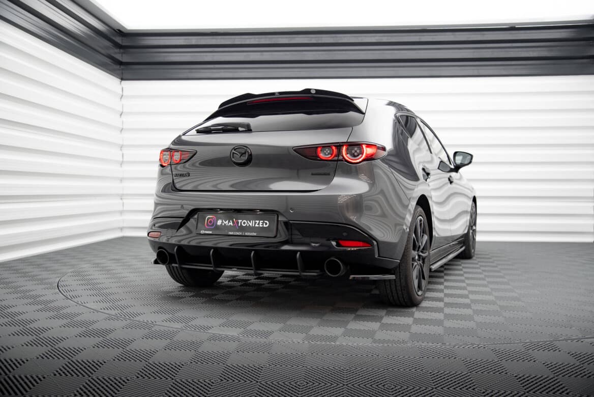 MAZDA 3 - MAXTON DESIGN CNC STREET PRO HECK DIFFUSOR ANSATZ – Bild 3