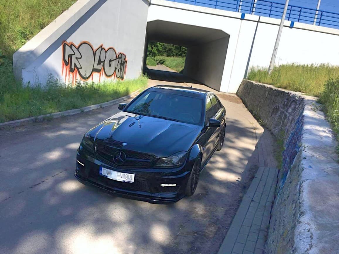 MERCEDES C-KLASSE C63 AMG 04.2011+ - MAXTON DESIGN FRONTLIPPE SPOILER – Bild 4